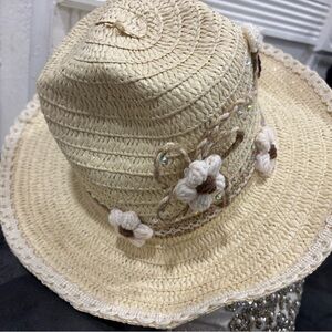 Elegant Cream Floral Straw Hat